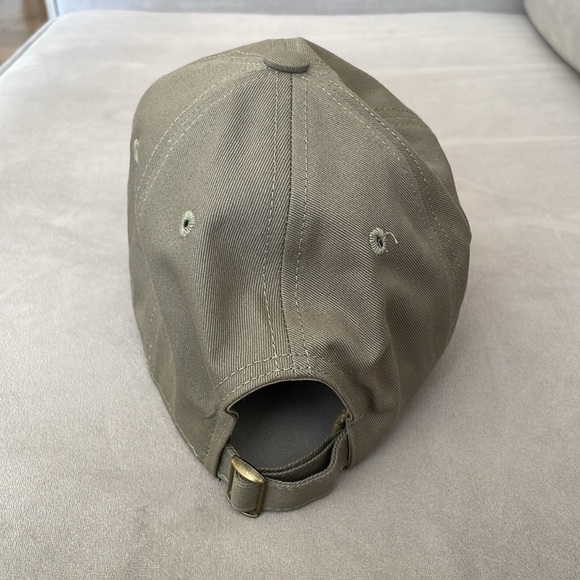 Siegelman Stable Cap - Picture 3 of 4